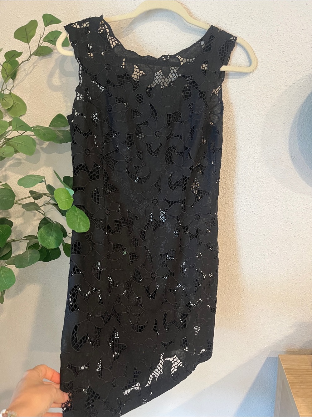 Twelfth Street By Cynthia Vincent Black Floral Lace Sleeveless Shift Dress mini